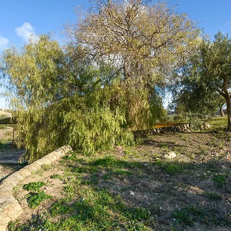 Holiday home 2 Bedroom Stunning In Chiaramonte Gulfi
